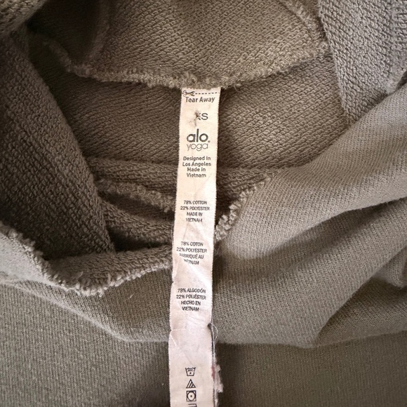 ALO Yoga Oversized Low Key Hoodie with Bell Sleeves in Army Green (Size XS) - Picture 8 of 9